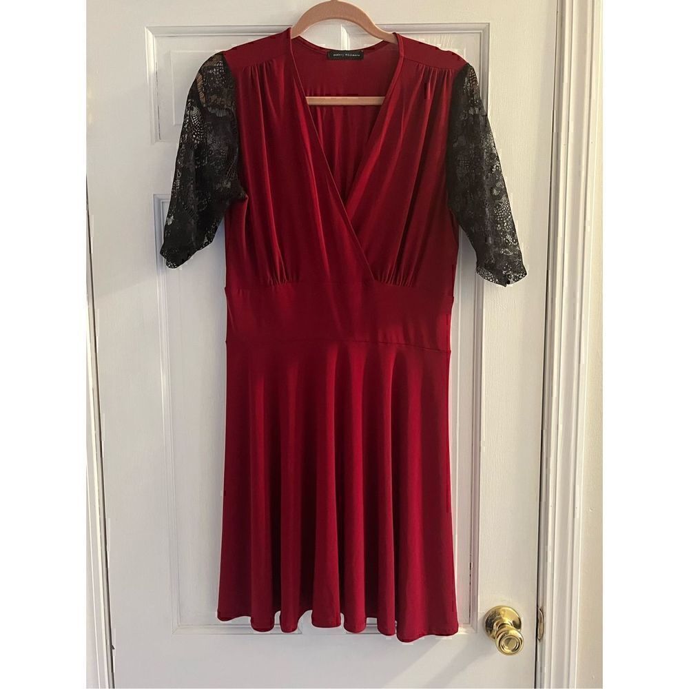 Audrey Whitmore Women’s Red and Black Lace Dress no size